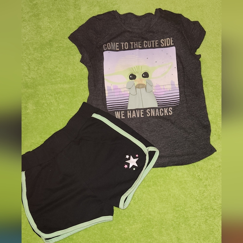2pc set Star Wars shorts & Black ash green Grogu Short Sleeve Graphic Tee
